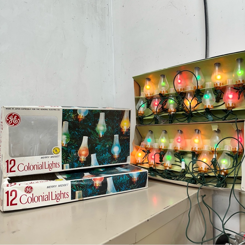 Vintage GE 12 Colonial Christmas Lights Merry Midget Hurricane Light 2 Sets WORK